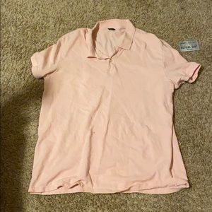 Men’s pink polo